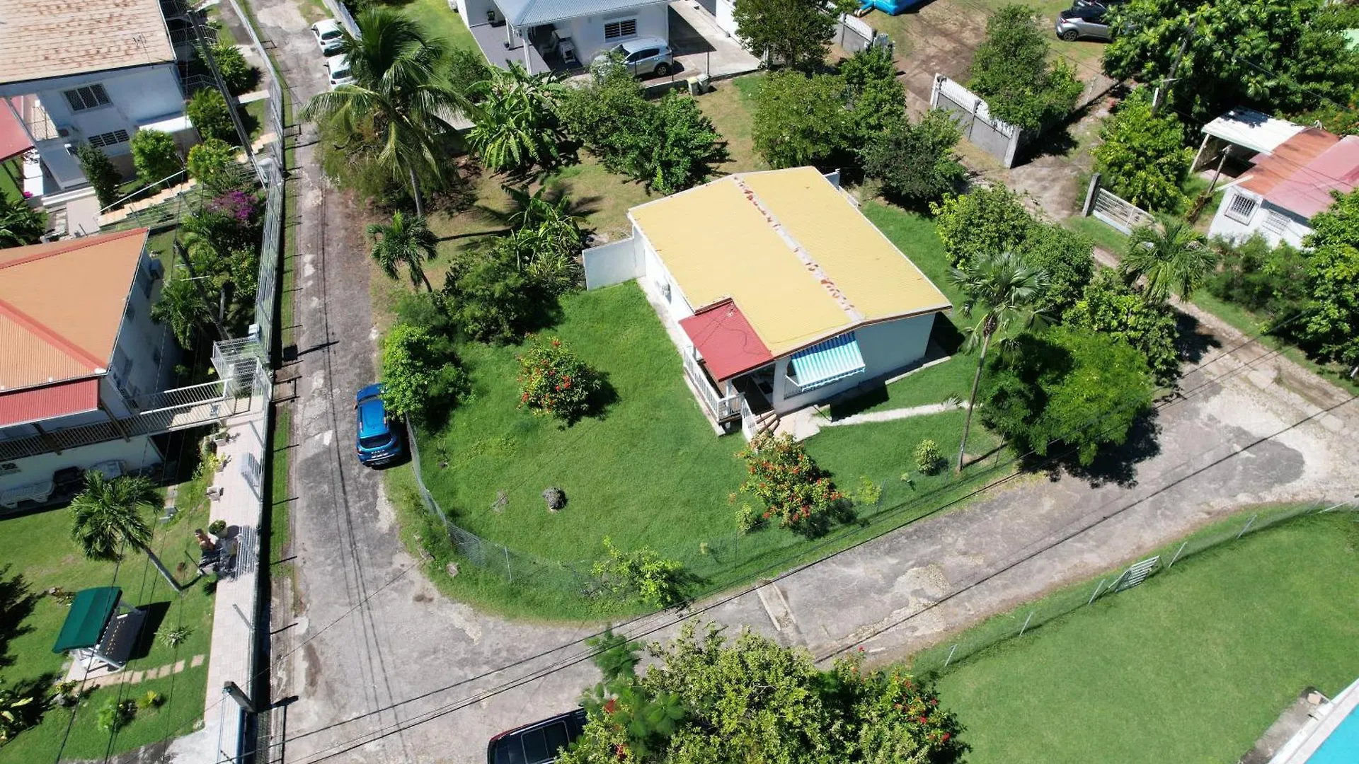 Bungalow Proche Plage Le Gosier  Guadeloupe