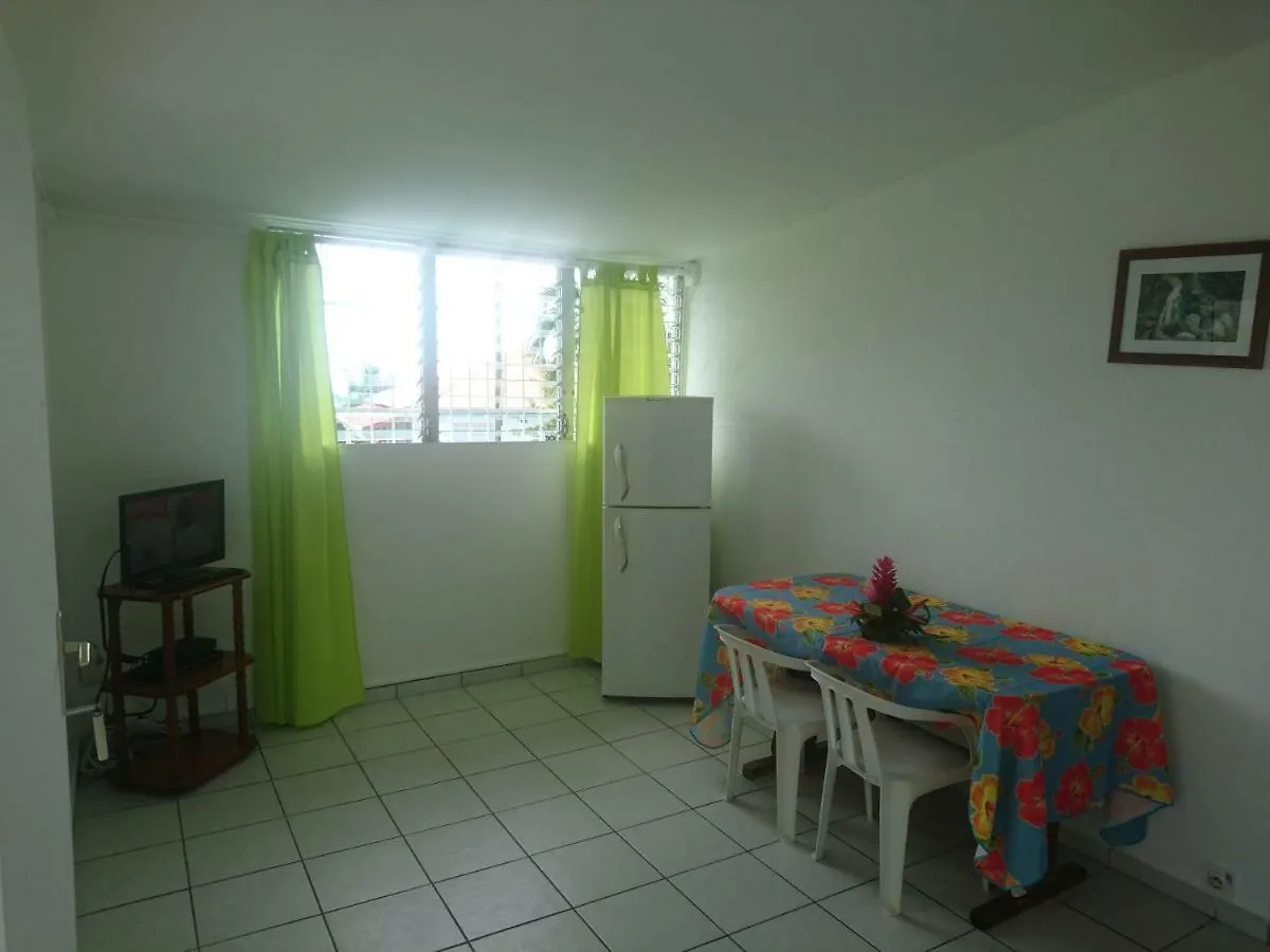 Bungalow Proche Plage Le Gosier  0*, Le Gosier (Grande-Terre)