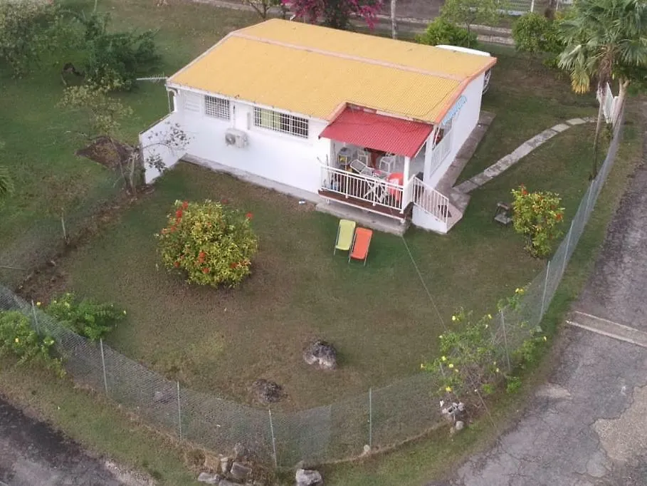 Bungalow Proche Plage Le Gosier  Le Gosier (Grande-Terre)
